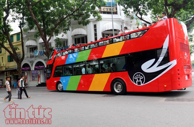 Hà Nội chạy thử xe buýt 2 tầng mui trần ảnh 1